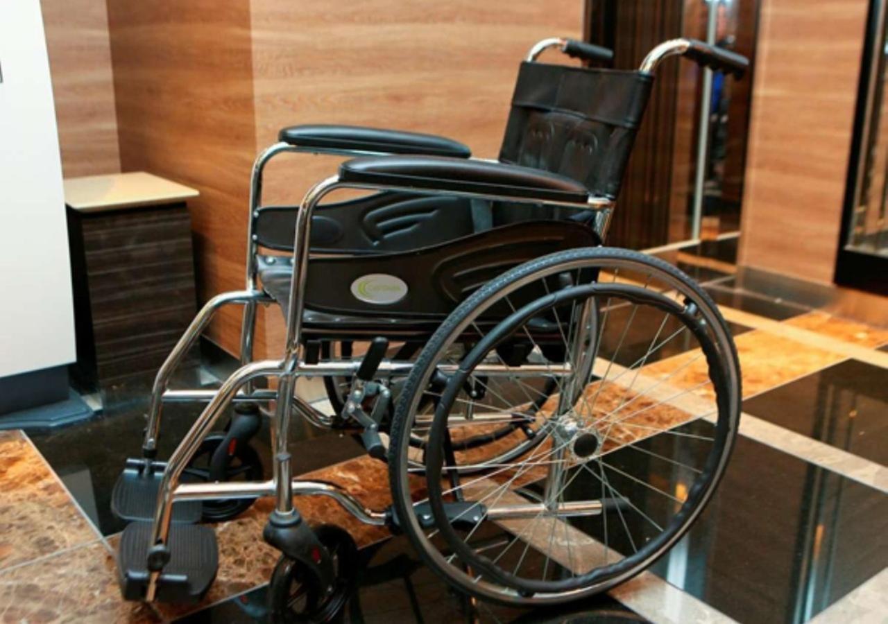 Apa Hotel Miyazaki Nobeoka Ekimae מראה חיצוני תמונה